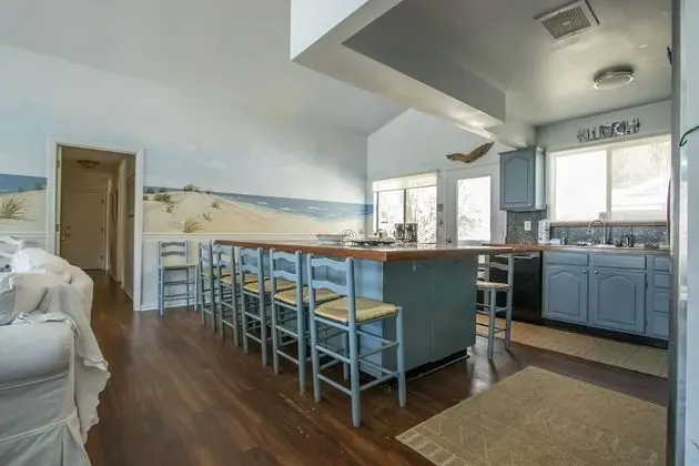 705 Silverside