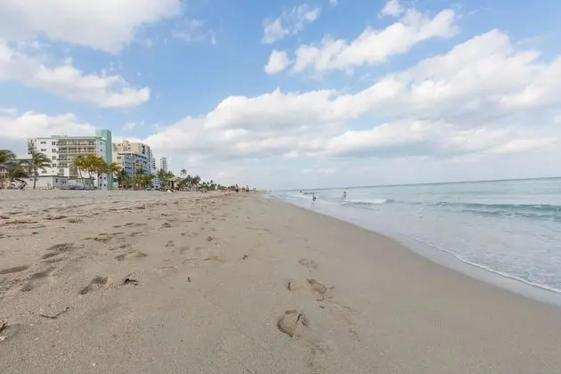 707 Partial Ocean Hollywood Beach - Plaj