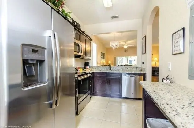 744lam Regal Palms Resort Town Home - Mutfak