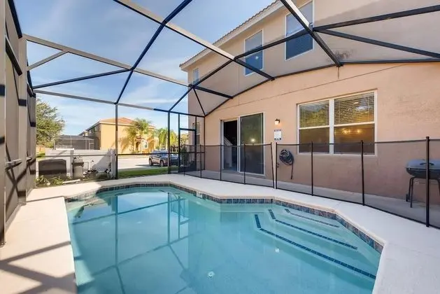 750 LF - Bella Vida - Great 4 Beds Townhome