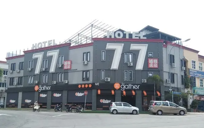 77 BOUTIQUE HOTEL