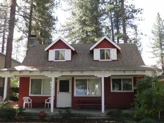777 Merced Ave - Öne Çıkan Resim