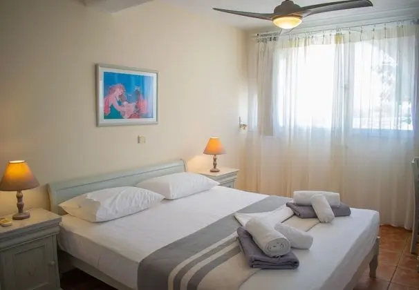 Villa 78 m2 in Agia Irini, 350 Meter to the Beach for 4 Guests With Pool Access - Oda