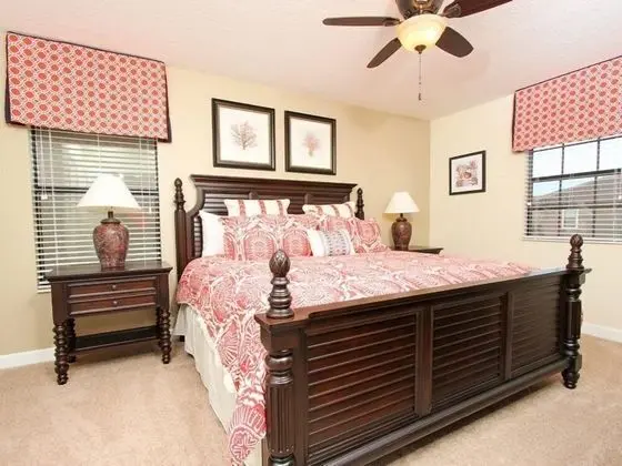 7BR 5BA Pool Home In ChampionsGate - Oda