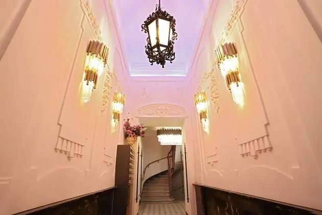 7th Heaven Vienna Center Apartments - Lobi