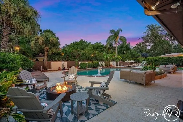 8 BR Heated Pool & Soccer Field