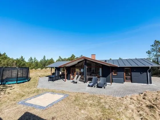 8 Person Holiday Home on a Holiday Park in Blåvand