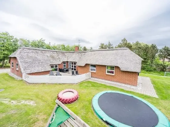 8 Person Holiday Home on a Holiday Park in Blåvand