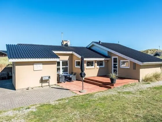 8 Person Holiday Home on a Holiday Park in Hvide Sande