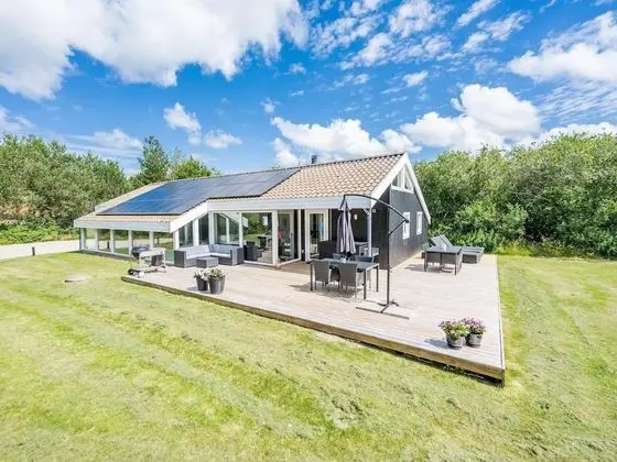 8 Person Holiday Home on a Holiday Park in Nørre Nebel