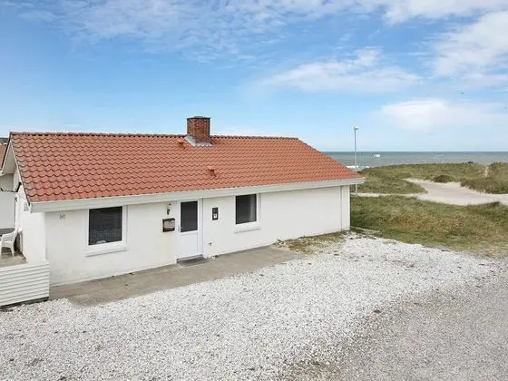 8 Person Holiday Home in Frostrup