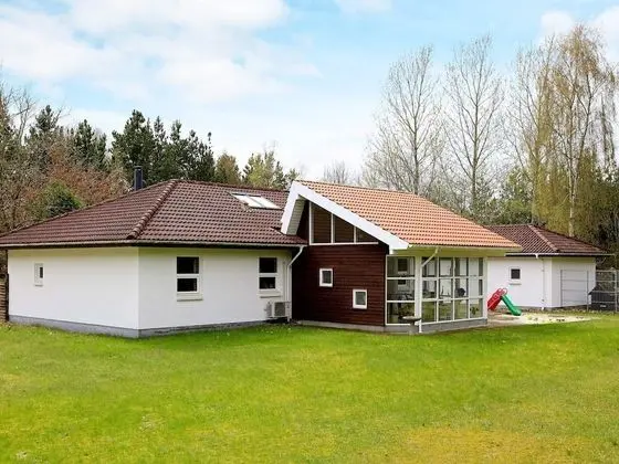8 Person Holiday Home in Hojslev-by Traum
