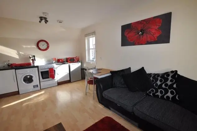 8 Varis Apartments - Öne Çıkan Resim