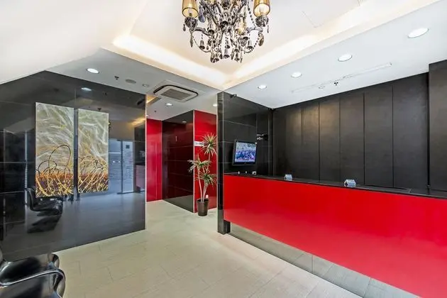 Hotel 81 Heritage - Lobi