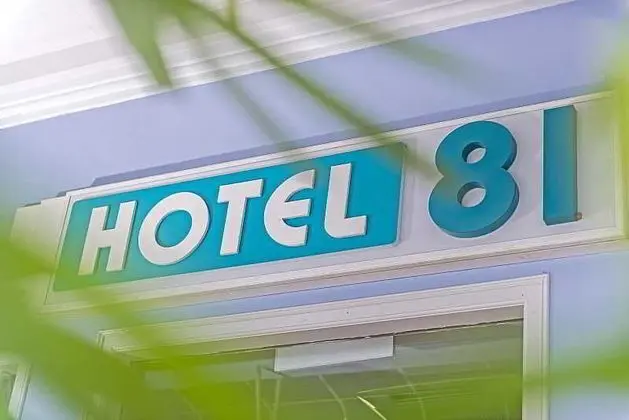 Hotel 81 Premier Hollywood