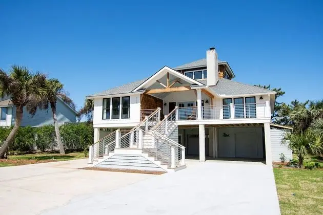 810 Marlin Dr