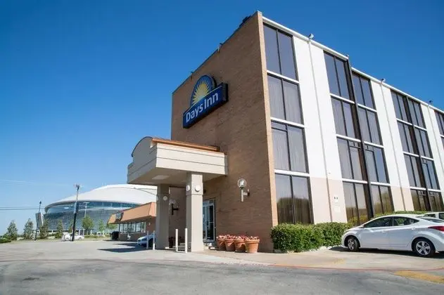 817 Hotel Days Inn by Wyndham Arlington Six Flags
