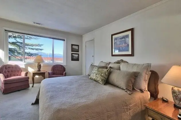 828 Park Ave. - Oda