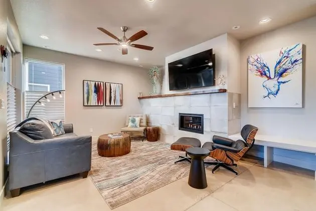 844 Jerome St Unit 1 - Öne Çıkan Resim