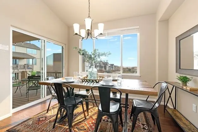854 W 64th St Loveland - Yerinde Yemek