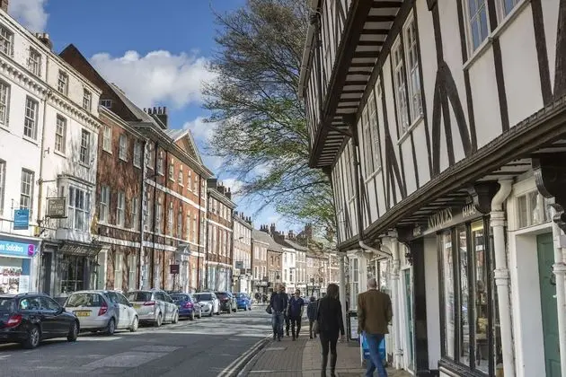 87 Micklegate