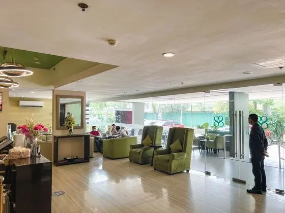 88 COURTYARD HOTEL - Lobi