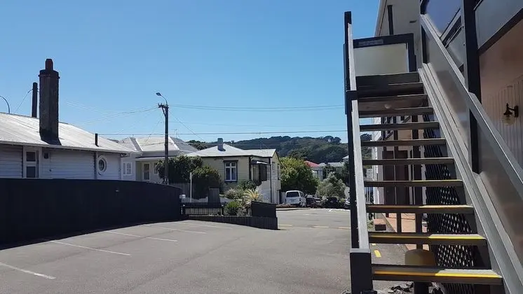 88 Wallace Court Motel - 1