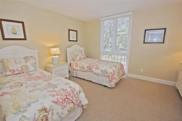 880 Ketch Court at The Sea Pines Resort - Oda