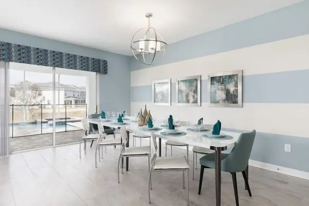 8BR ChampionsGate Pool Home - Yerinde Yemek