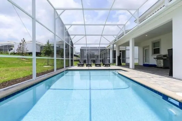 8BR ChampionsGate Pool Home wTheater
