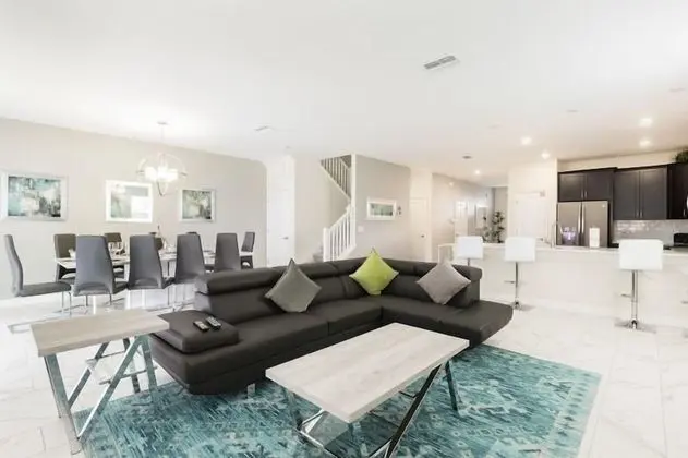 8BR ChampionsGate Pool Home wTheater - Öne Çıkan Resim