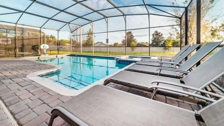 8BR Pool Home In ChampionsGate - Havuz