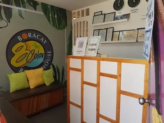 8Colors Beach House - Lobi