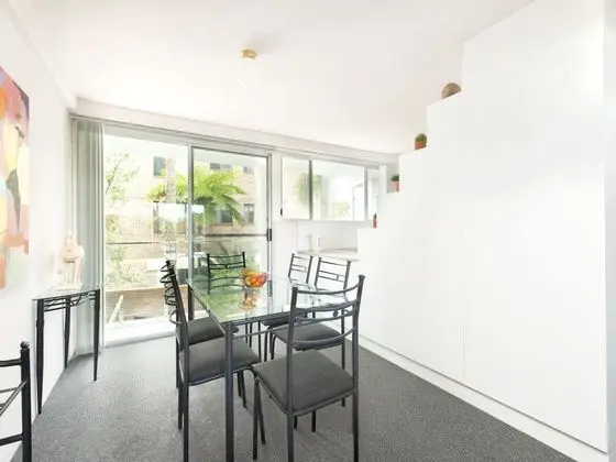 9 Cirrus at Fingal Bay - Oda Düzeni