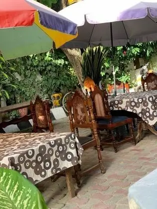 9 Dollar Hotel Zanzibar