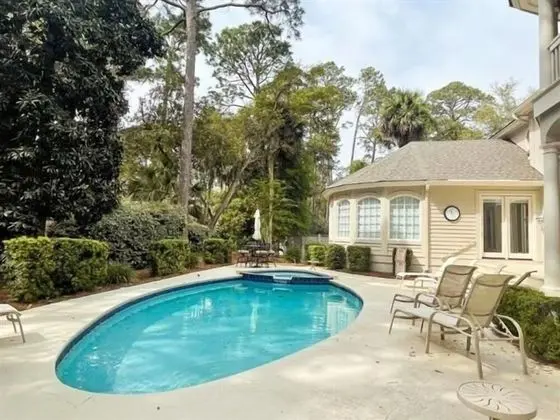 9 Duck Hawk at The Sea Pines Resort - Havuz