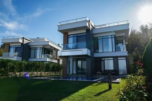 9 İnci Villaları