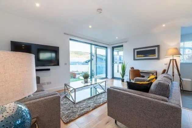 9 Loch View Luxury Loch Views - Öne Çıkan Resim