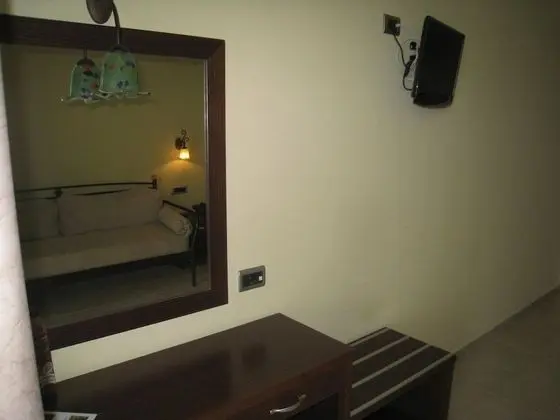 9 Queens Spa Hotel - Oda