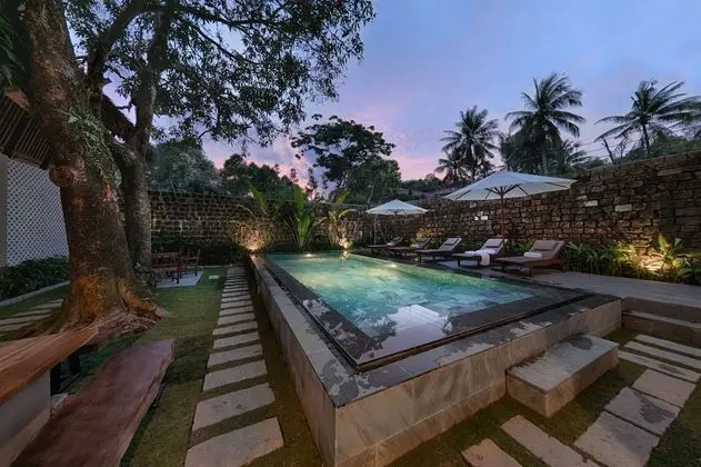 9 Station Hostel Phu Quoc - Havuz
