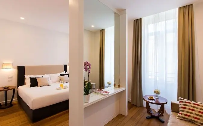 900 Piazza del Popolo