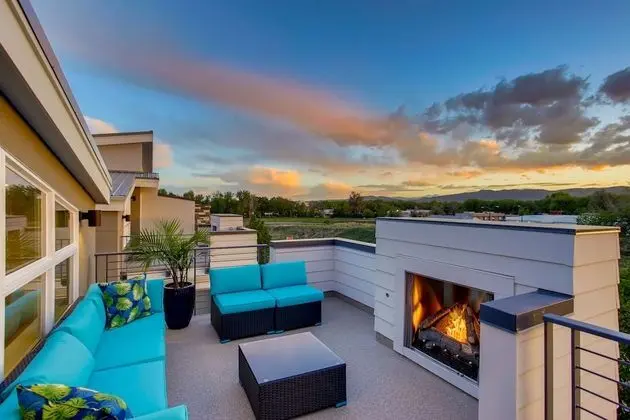 908 Jerome St Unit 1