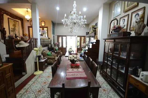 VILLA 91 GUESTHOUSE - Lobi