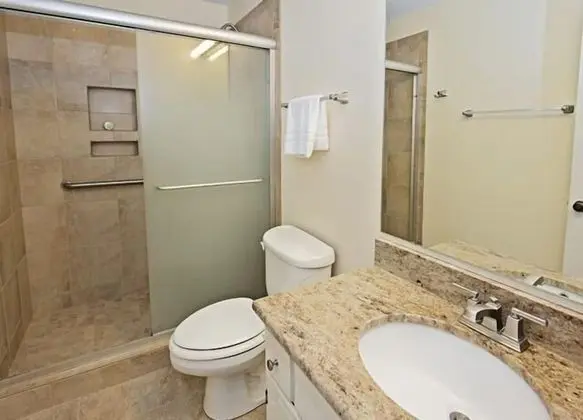 916 Cutter Court at The Sea Pines Resort - Banyo Tipleri