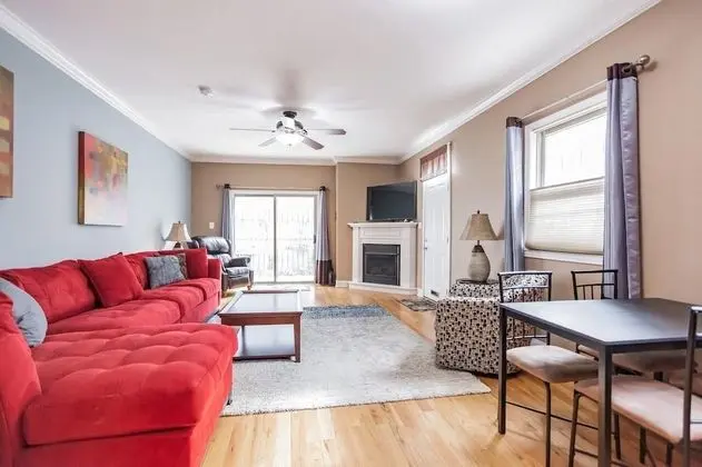 917 S 8th St. · Stylish 3 Bedroom Home in Bella Vista - Dış Mekan