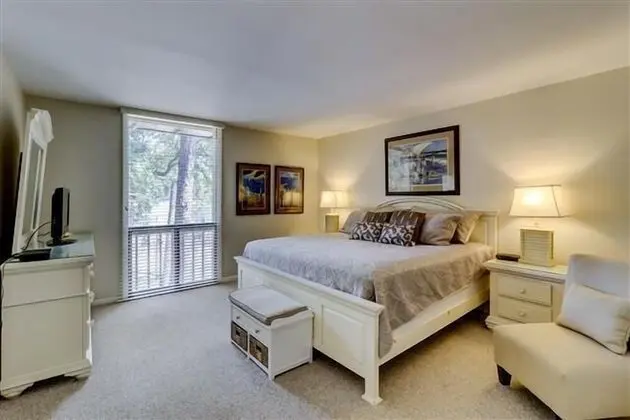 920 Cutter Court at The Sea Pines Resort - Oda