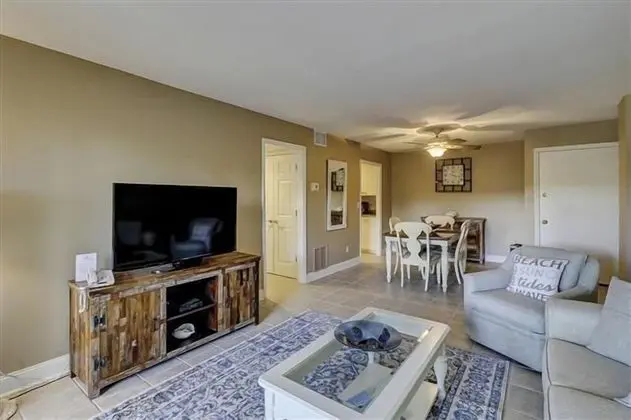 923 Cutter Court at The Sea Pines Resort - Oda Düzeni