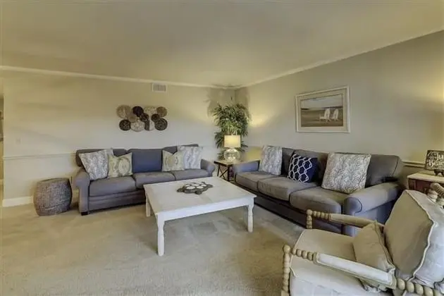 924 Cutter Court at The Sea Pines Resort - Oda Düzeni