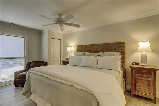 939 Cutter Court at The Sea Pines Resort - Oda