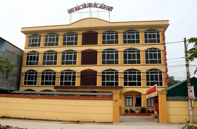Hotel 99